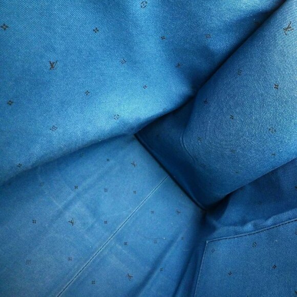 LOUIS VUITTON Onthego GM 2Way Hand Bag Monogram LV Escale Blue authentic - Picture 13 of 16